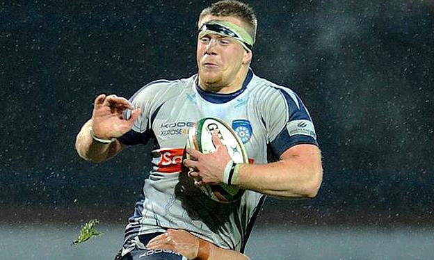 Paul Hill in action for Yorkshire Carnegie