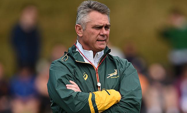 South Africa head coach Heyneke Meyer is backing captain Jean De Villiers ahead of the match against Samoa