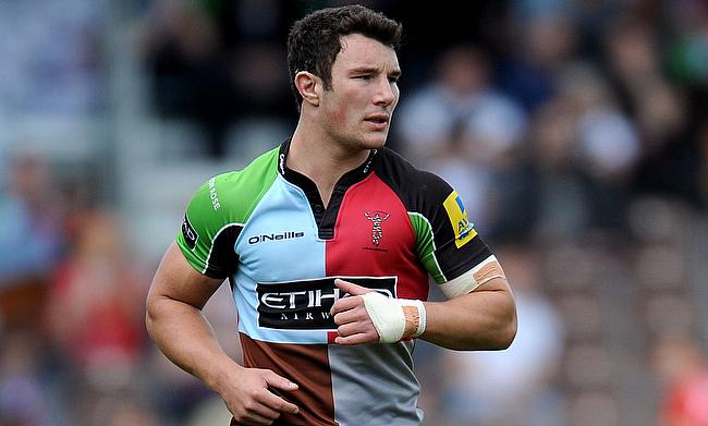Harlequins centre George Lowe has signed a new deal at the Aviva Premiership club.