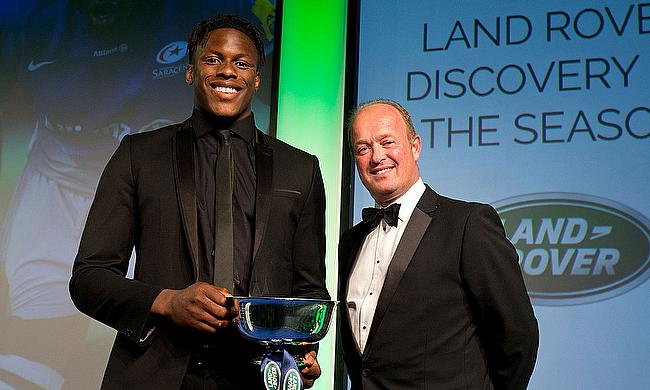 Maro Itoje winning the Land Rover Discovery of the Season award