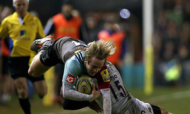 Wing Charlie Walker has signed a new contract at Harlequins