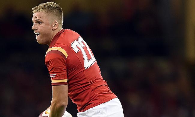 Gareth Anscombe played 34 minutes during the game against England