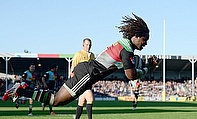 Marland Yarde dives over