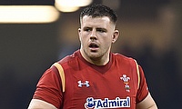 Rob Evans has committed his future to Scarlets