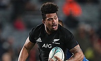 Ardie Savea scored double for Hurricanes