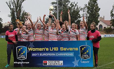 England Women Under 18 Sevens celebrating the win in the Rugby Europe Under 18 Championship