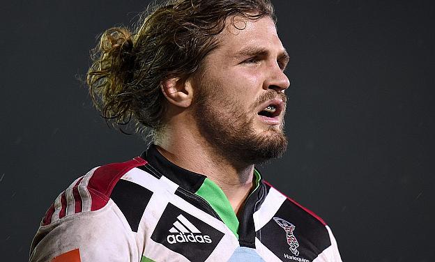 Harlequins flanker Luke Wallace has signed a new deal