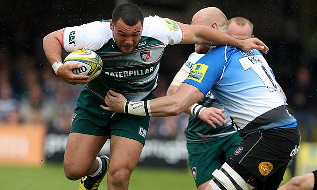Ellis Genge is action, on loan for Leicester