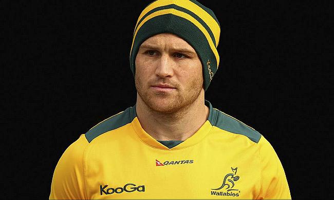 Matt Giteau will face a two-month wage cut from his French club Toulon.