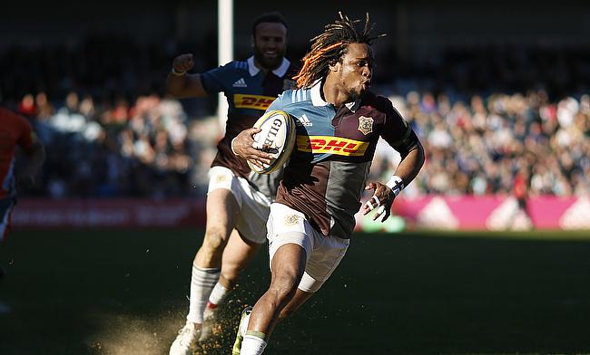 Marland Yarde runs in to score the fourth Harlequins try
