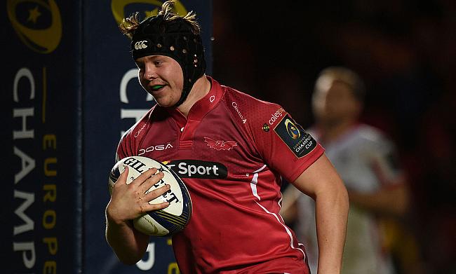 Scarlets flanker James Davies faces shoulder surgery and 12 weeks on the sidelines