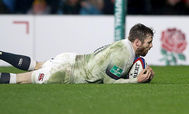Elliot Daly scores England's opening try
