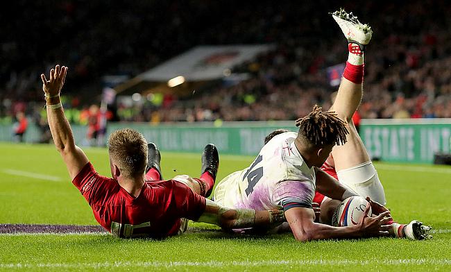 World Rugby say Gareth Anscombe, left, should have been awarded a try against England by the TMO