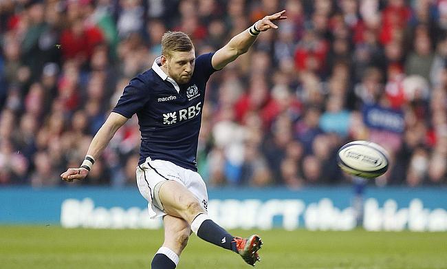 Finn Russell moves to centre