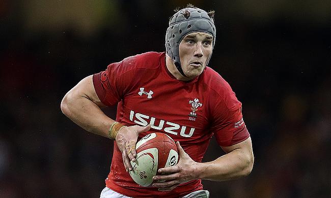 Jonathan Davies is in the starting line up against Italy