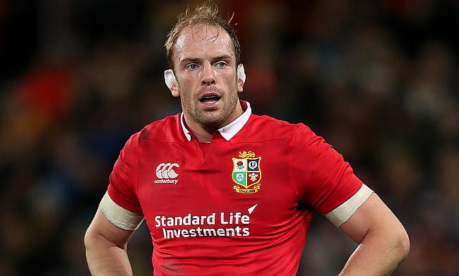 Alun Wyn Jones suffered a dislocated shoulder during the game against Japan