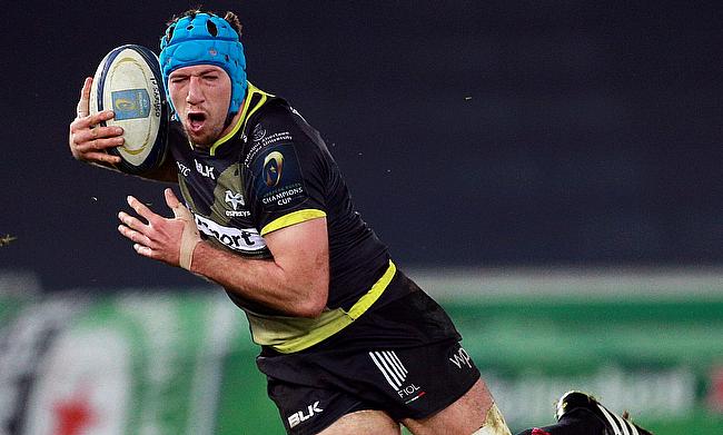 Justin Tipuric is recovering from a shoulder injury