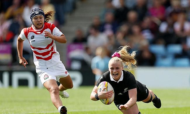 Jorja Miller of New Zealand scores her team's second try during the Women's Rugby World Cup 2025 Pool C match