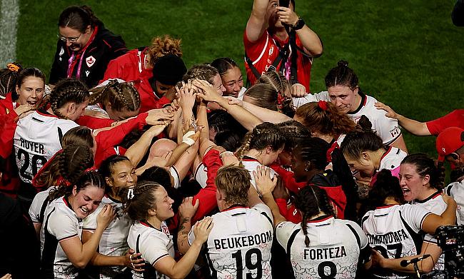 Canada players celebrate their victory following the Women's Rugby World Cup 2025 Semi Final match between New Zealand and Canada
