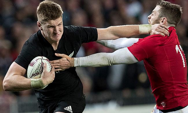 Jordie Barrett scored the opening try for Hurricanes