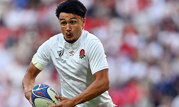 Marcus Smith starts at fullback for England XV